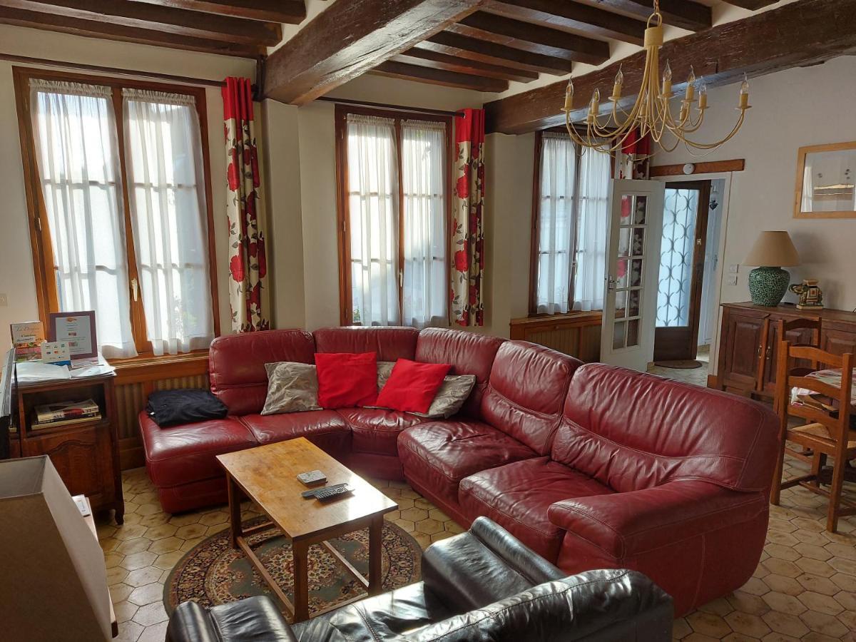 Chez Robins Vila Trie-Château Exterior foto